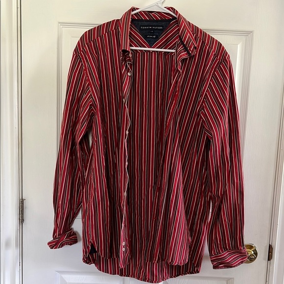 Tommy Hilfiger Red and White Casual Button Down Shirt - Picture 1 of 4